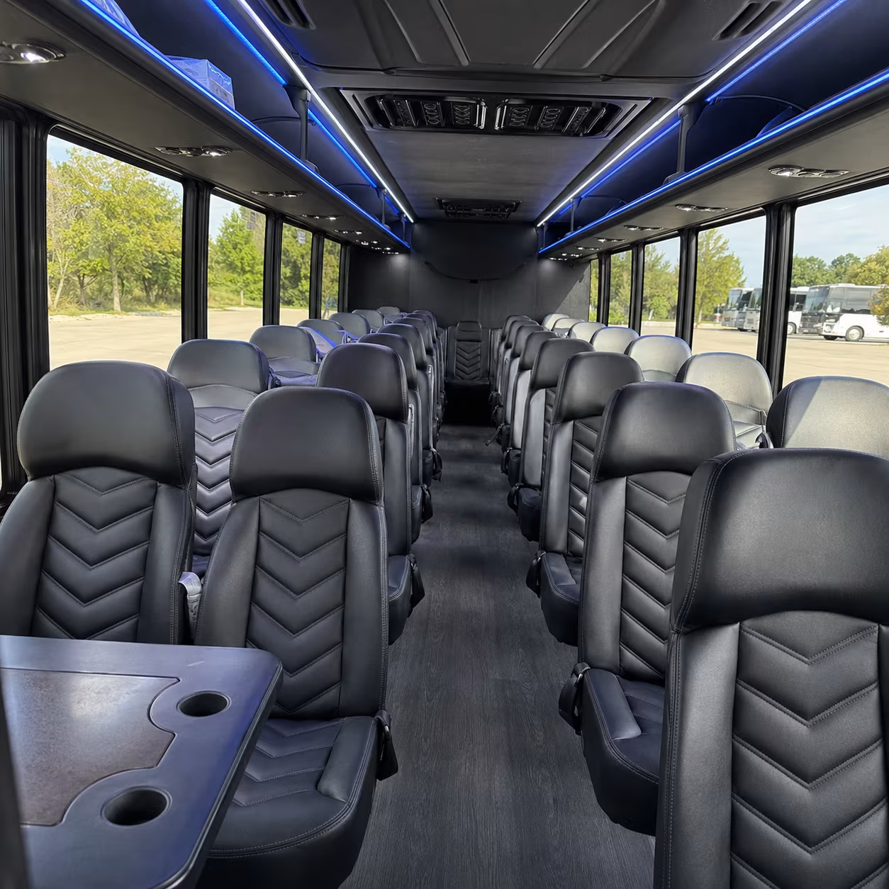 can i book a one way a round trip or a multi day package in st louis