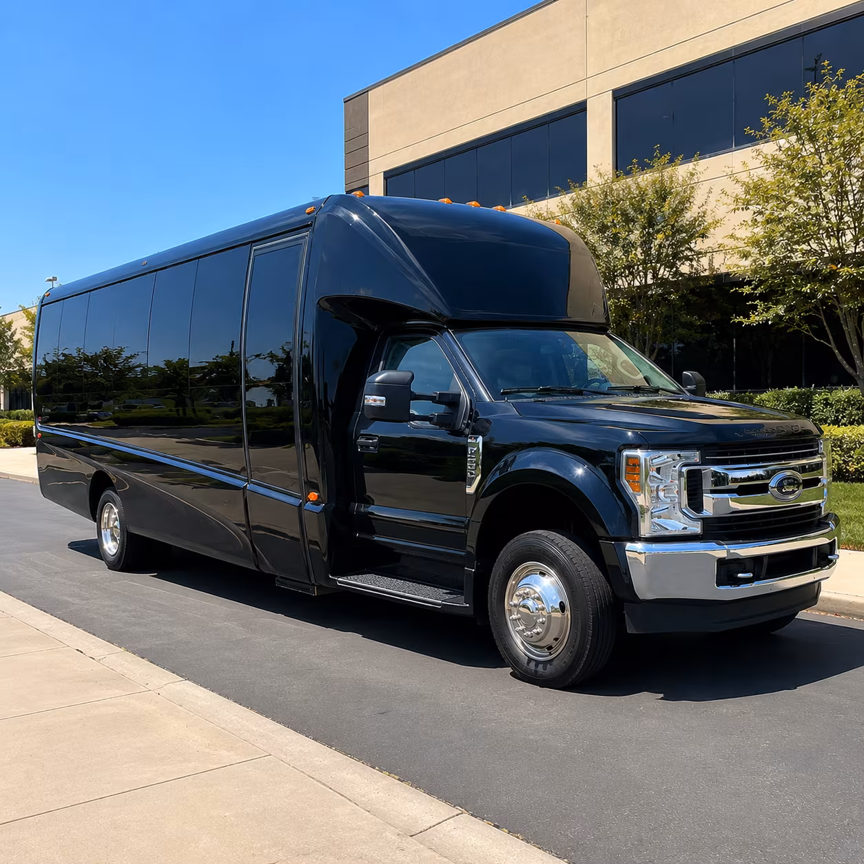 charter buses for large prom groups heading to st louis venues