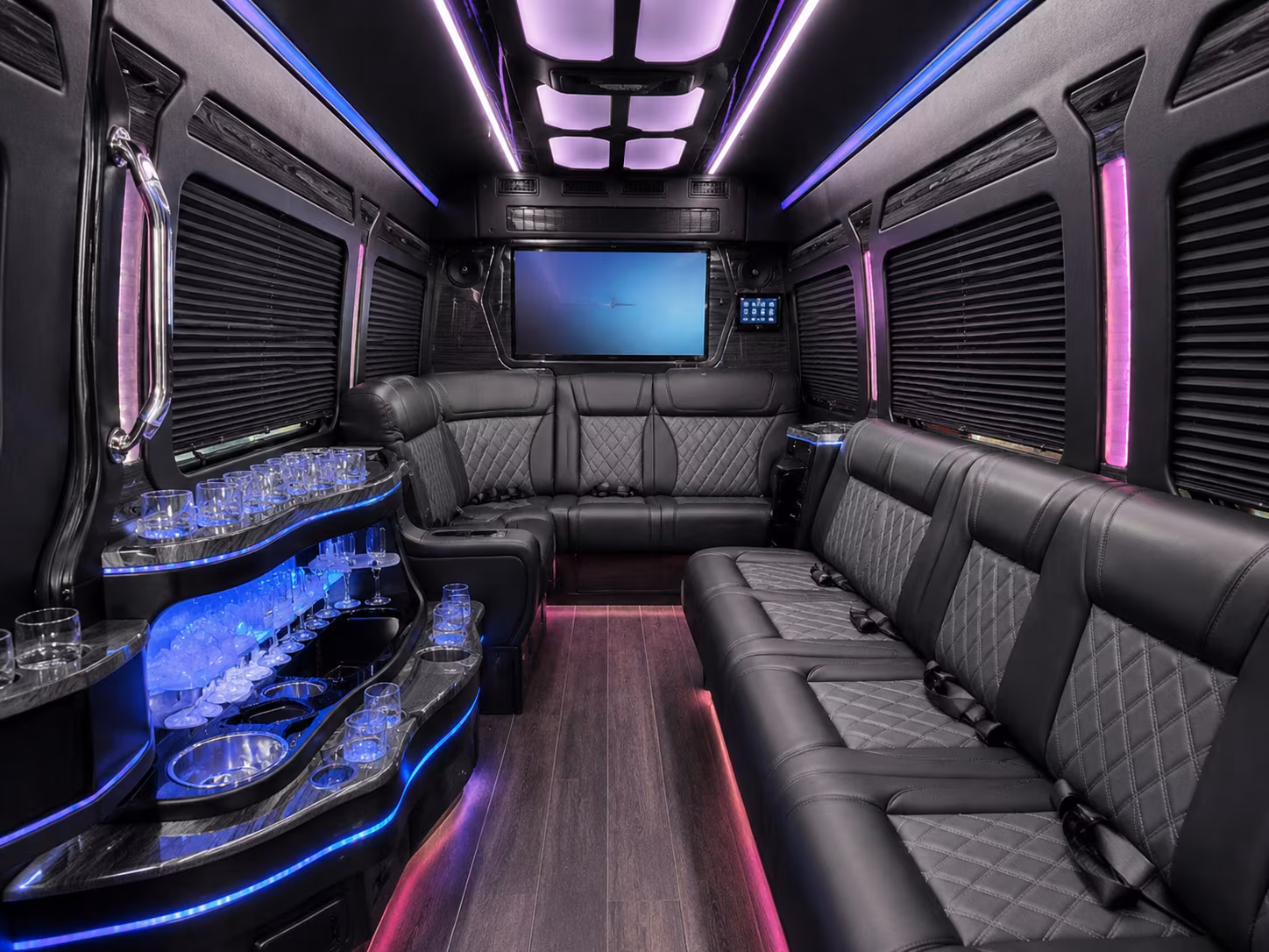 corporate and convention shuttle buses in st louis
