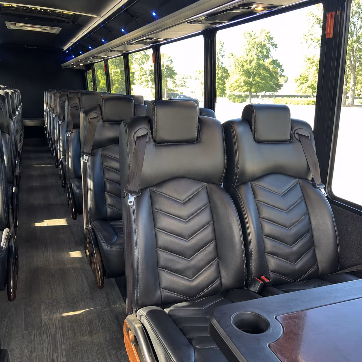 how is a bus rental actually priced in st louis