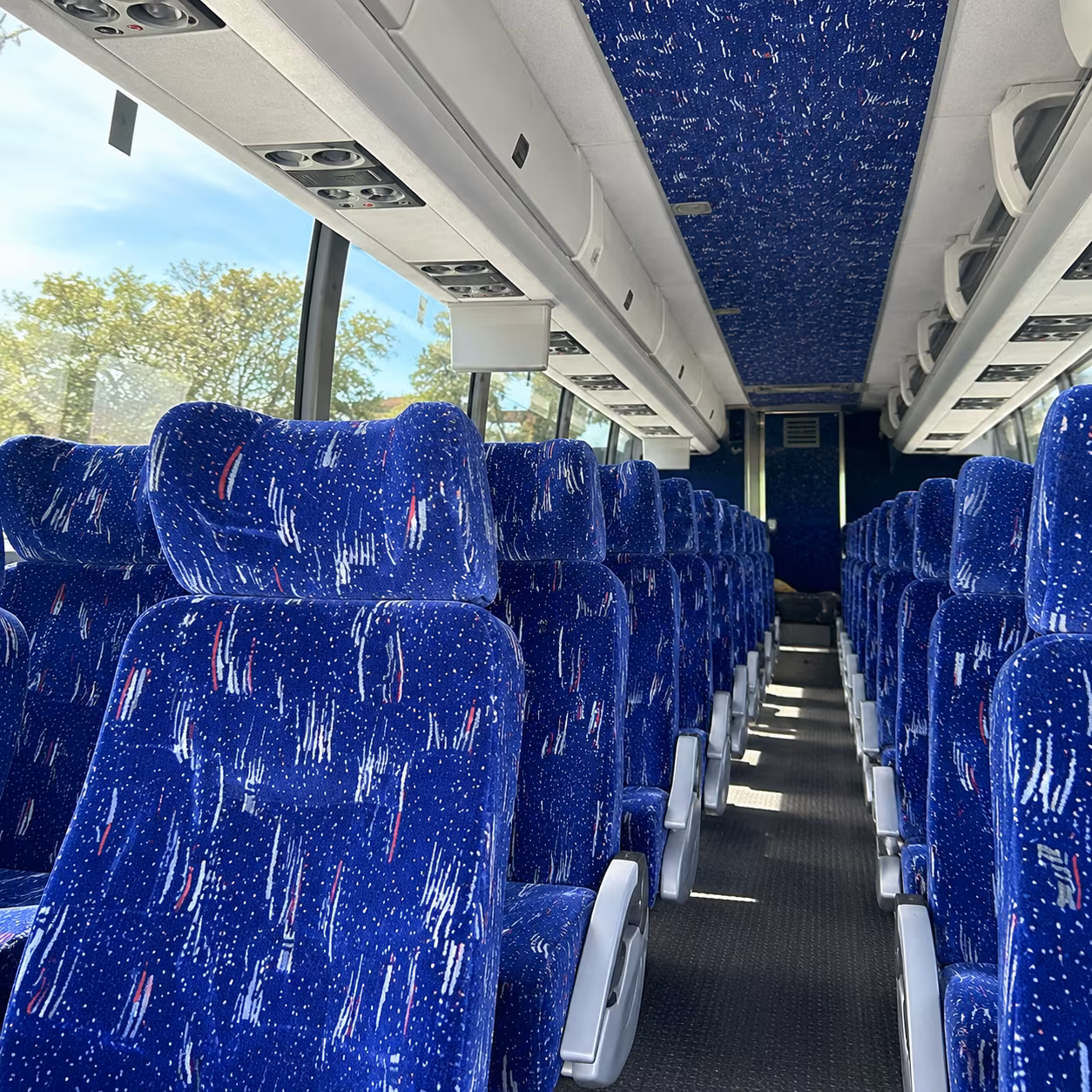 st louis long distance bus rentals for sports fan groups and away games