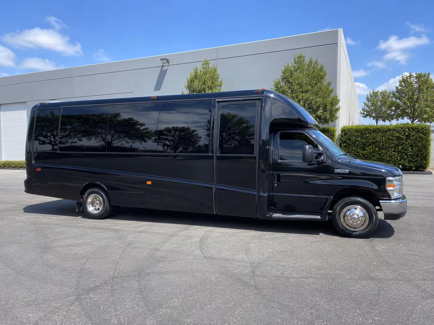 st louis new years eve party bus rental