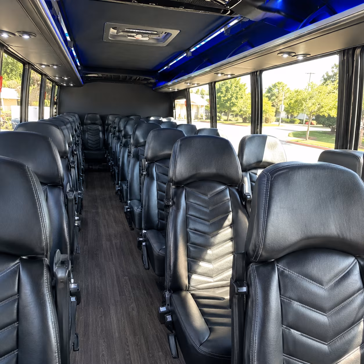 wine festival bus rentals from st louis to oktoberfest and vintage hermann