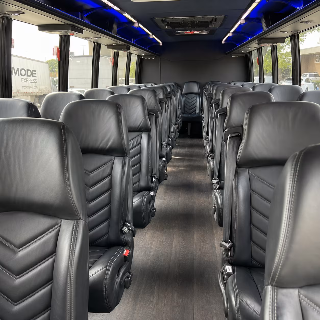 winery tour buses for corporate groups and private events near st louis